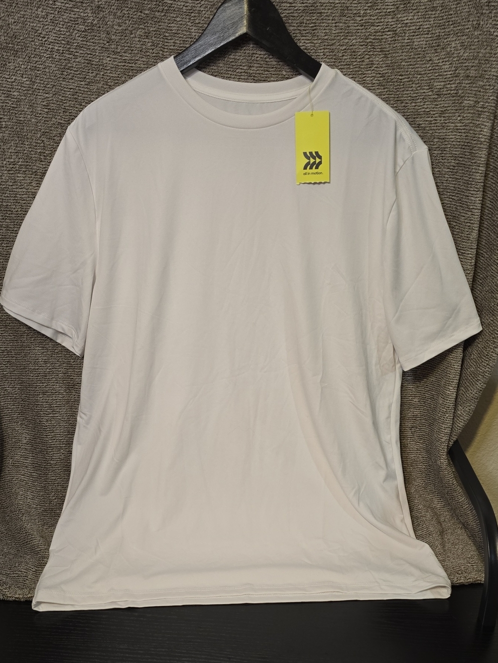 all in motion White Short Sleeve Crew Neck Tee